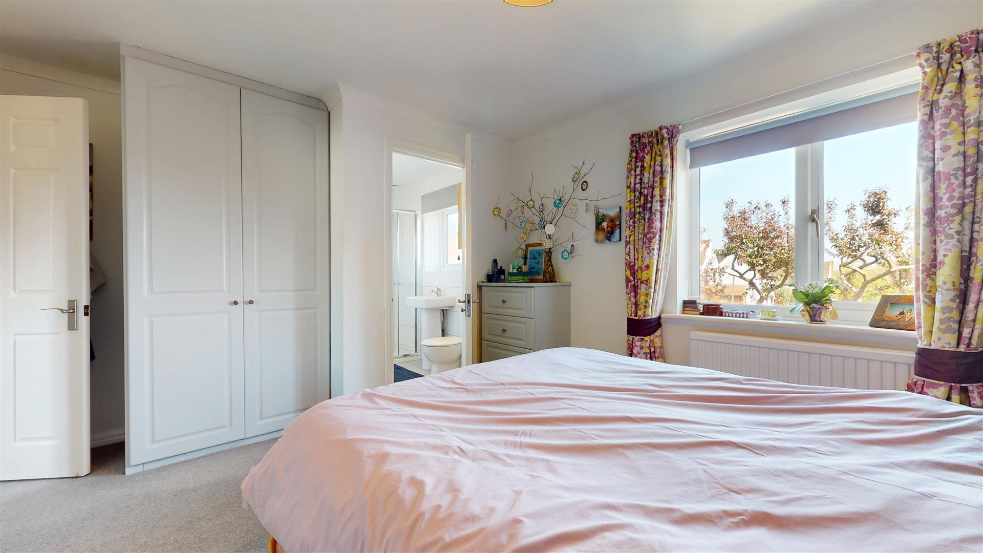 Farinton, Two Mile Ash, Milton Keynes